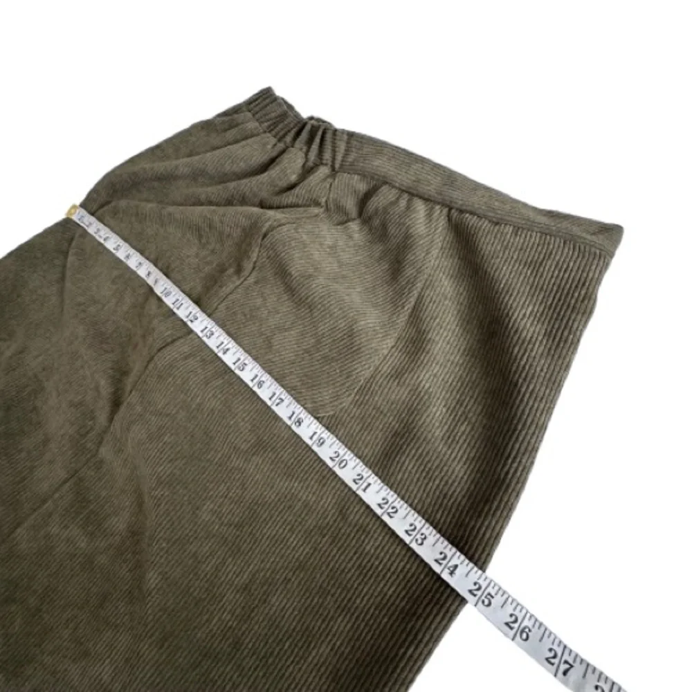 SHEIN Women's 1XL Olive A-Line Corduroy Straight Above Knee Zip Closure Skirt